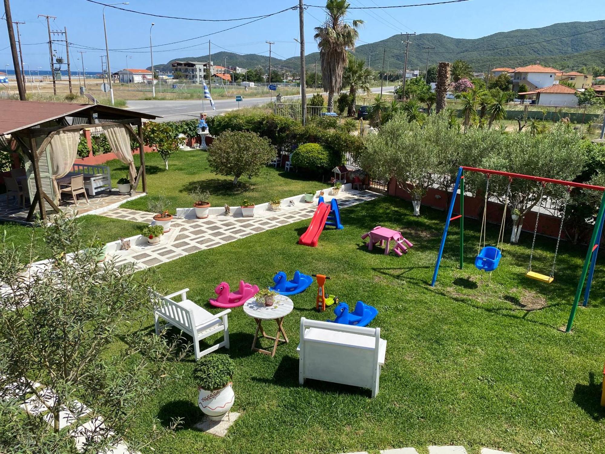 Doxa Apartmán Sarti