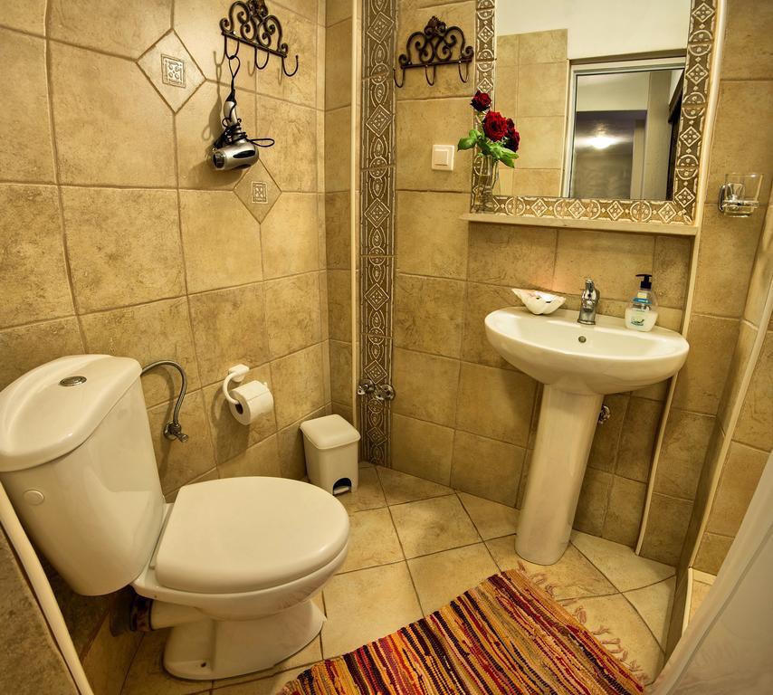 Doxa Apartmán Sarti